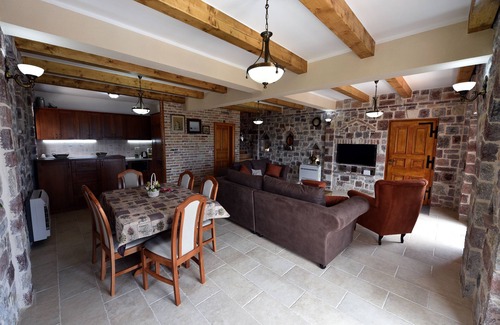 Tivat Villa | Rustic 2BDR Old Stone Villa w/Private Pool and SV