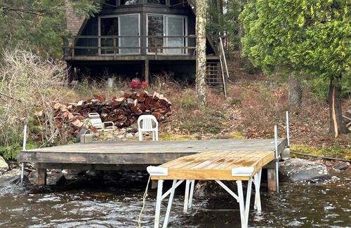 Caroga Lake Cabin | Rustic 3-bedroom cabin on Canada Lake with pontoon boat