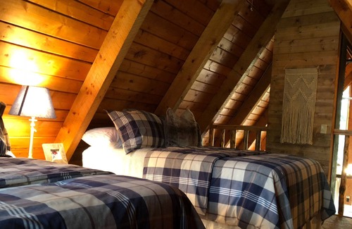 Island Park Cabin | Rustic A-Frame Cabin Near Yellowstone National Park Wifi + Fire Pit