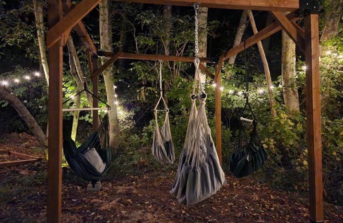 Oak Harbor Ski Chalet | Rustic A-Frame hot tub retreat near Deception Pass