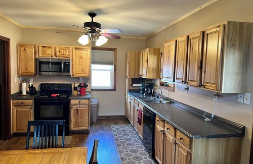 Driftwood House | Rustic and all the comforts of home in the Heart of the Elk Range