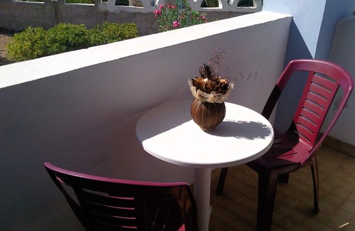 Pefkos Apartment | Rustic and Spacious Studio by the beach