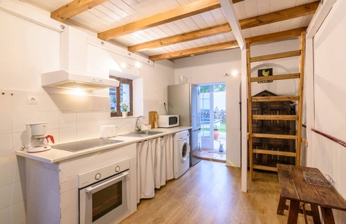San Antonio Bay Apartment | Rustic apartment 50 m from the beach (ETV-1588-E)