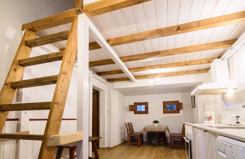 San Antonio Bay Apartment | Rustic apartment 50 m from the beach (ETV-1588-E)