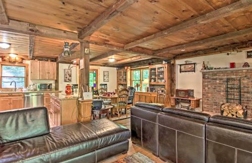 Bradford House | Rustic Bradford Cottage - 14 Miles to Sunapee Mtn!