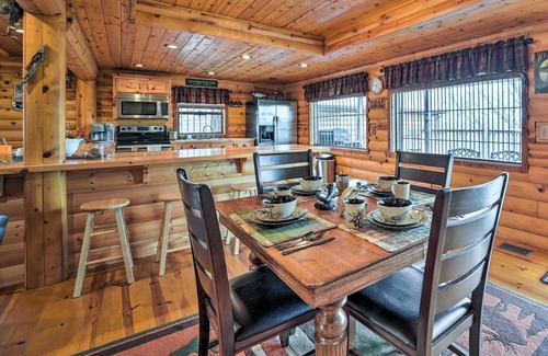 Eagle Rock Cabin | Rustic Cabin in Roaring River State Park!