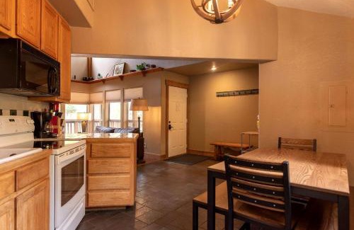 Salida House | Rustic Camping Cabin near the Royal Gorge in Salida, Colorado