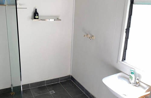 Humpty Doo House | Rustic Charm Meets Relaxed Privacy. Unique Stay 5 Acres with Outdoor Bali Vibes