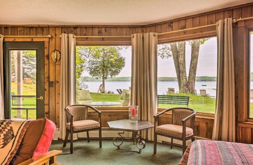 Glen Arbor Apartment | Rustic-Chic Lake Glen Studio 4 Mi to Beach!