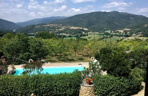 Monterchi House | Rustic Comfort with Modern Touch