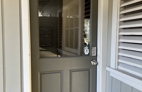Geyserville Cottage | Rustic Cottage Charm