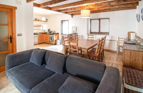 Saucelle House | Rustic cottage in a quiet location.