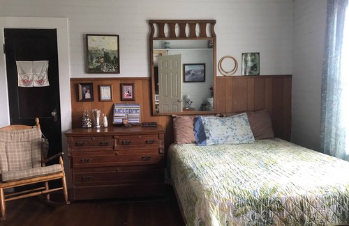 Albemarle House | Rustic Country Farmhouse Morrow Mountain State Park View