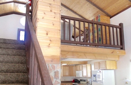 Philipsburg House | Rustic creek-side home near Philipsburg, MT