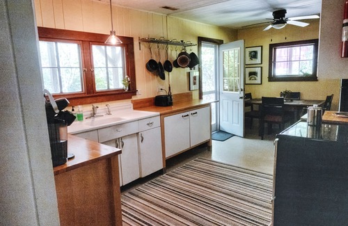 Canton Cottage | Rustic Creekside Cottage - High Speed internet.