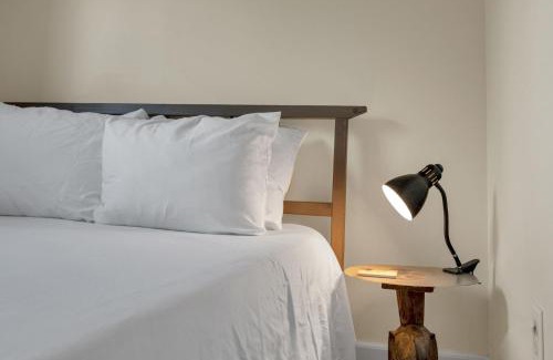 South 7th Ward Apartment | Rustic Creole Cottage Walk To French Quarter