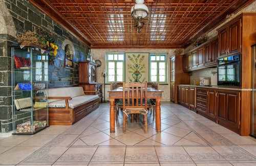 Tsepelovo Ski Chalet | Rustic Elegance With Stunning Views in the Heart of Zagori