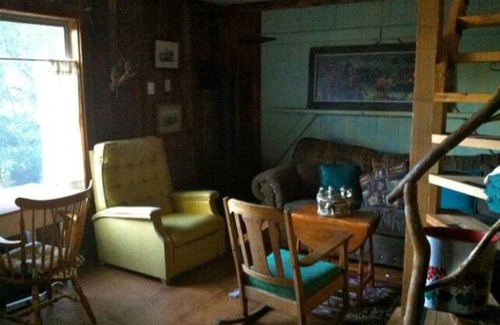 Tahoe Meadows Cabin | Rustic Family Cabin/Private Beach—Monthly Rental