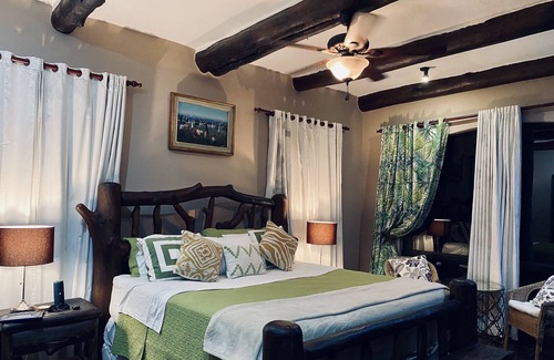Jarabacoa Villa | Rustic Family Villa
