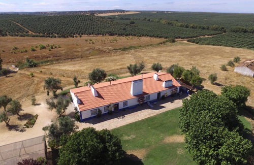 Sousel Cottage | Rustic farm, T3+1, sleep 10, biologic swimming pool, amazing landscape