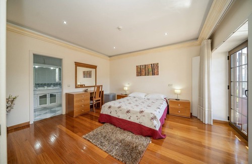 Povoa de Lanhoso Other | Rustic farm with swimming pool and playground!