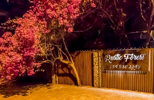 Bloemfontein House | Rustic Forest Guest House