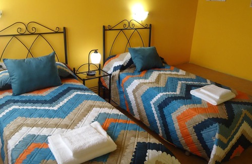 Teruel House | Rustic getaway complex Teruel