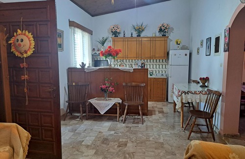Skafidia House | Rustic holiday house directly at the beach, garden, terrace | Ilia, Peloponnese