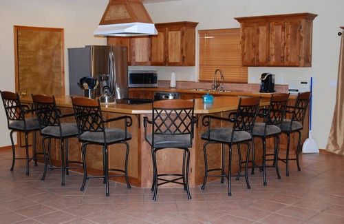 Page House | Rustic home, spacious, clean, great for boaters, families, fishermen, business