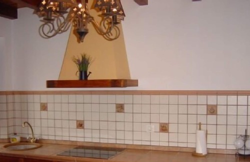 Cerdeira Cottage | Rustic house in a cozy rural setting