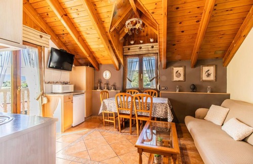 Senegue House | Rustic House in the Pyrenees, ideal for families