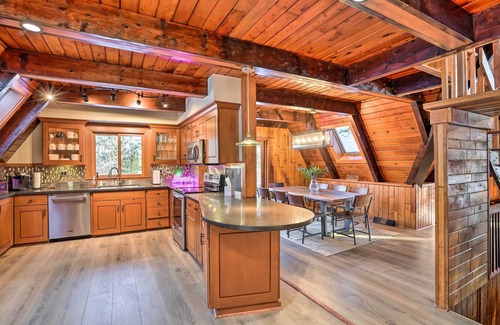 LaFayette Cabin | Rustic LaFayette A-Frame Cabin w/Game Room!