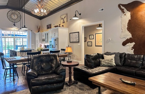 Sharps Chapel House | Rustic lakeside home with private dock, firepit, grill, smoker, and mtn views