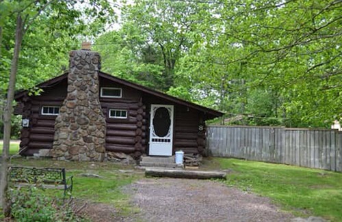 Markleysburg Cabin | Rustic Laurel Highlands Cabins Built in the 1930s. Cabin 8