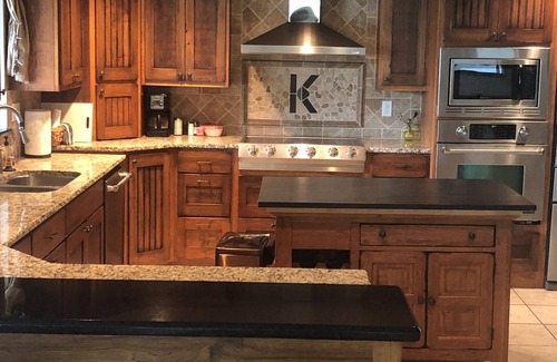 Afton House | Rustic Lodge House on Grand Lake