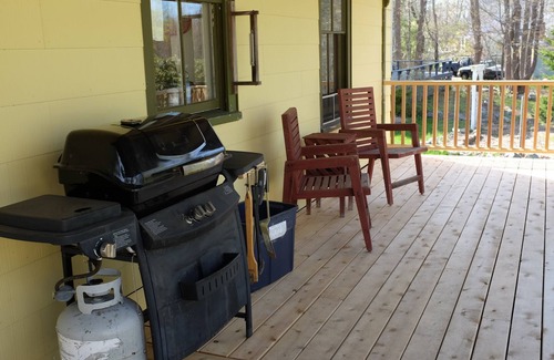 Manset House | Rustic Manset Artist's Home