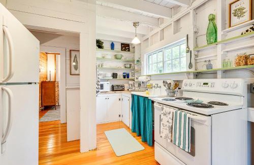 Wilmington House | Rustic Marlboro Cottage 4 Mi to Lake Raponda!