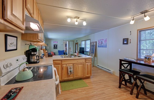 Mauston Cabin | Rustic Mauston Retreat: Walk to Castle Rock Lake