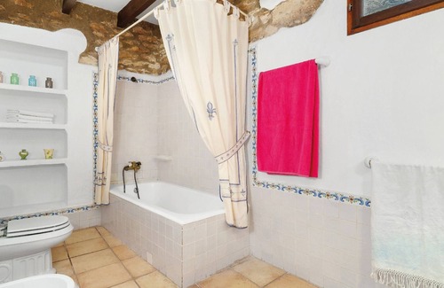 Paratella Villa | RUSTIC MEDITERRANEAN STYLE 6 / 8P. RECENTLY REFURBISHED WITH PRIVATE POOL