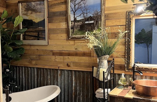 Idaho City Cabin | Rustic Meets Luxury one mile south of Idaho City