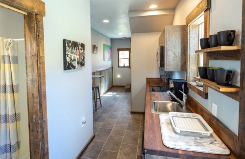 East Missoula House | Rustic modern Montana Loft near Clark Fork River