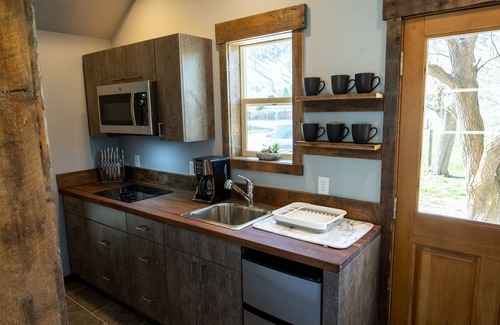 East Missoula House | Rustic modern Montana Loft near Clark Fork River