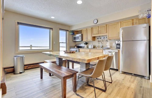 Breckenridge Condo | Rustic Mountain 2 Bedroom Condo
