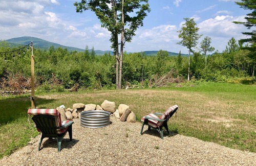 Buckfield Cabin | Rustic Mountain View Cabin