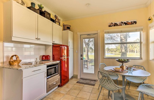 Palm City Cottage | Rustic Palm City Vacation Rental on Horse Farm