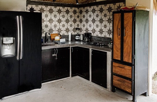 Mercedes Cabin | Rustic Ranch in the Paradise