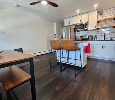 Phoenixville Apartment | Rustic & Remodeled 3-bedroom in Downtown Phoenixville