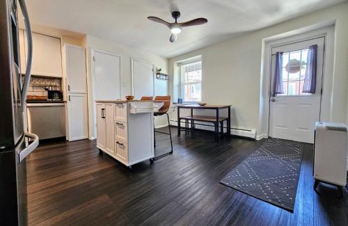 Phoenixville Apartment | Rustic & Remodeled 3-bedroom in Downtown Phoenixville
