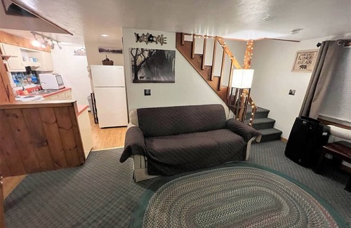 Plymouth Apartment | Rustic Retreat: 3 min walk to downtown Plymouth, gateway to the White Mountains