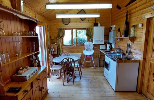 Retford Cabin | Rustic Retreat in Retford